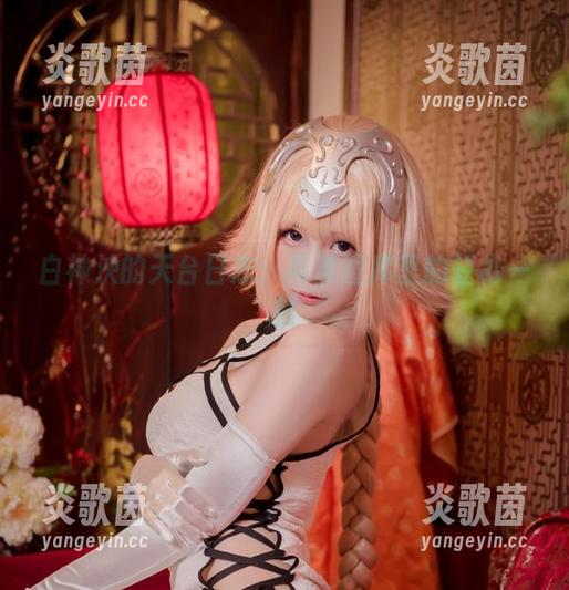 白神泱的天台日志：高清图库里的轻松一刻