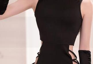 秀人网 – 娜露selena学院风三亚旅拍合集：一场关于校服和阳光的朦胧梦境