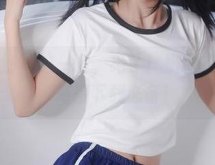 紧急企划 – 这一条，绝了！奶糖的连衣裙，高清下载必备！