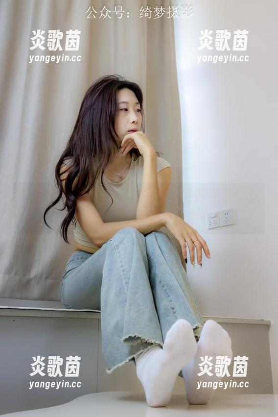 绮梦摄影-子涵 绮梦摄影 - 子涵与职业装的微妙关系:这是一个值得下载的资源合集!