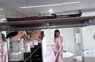 微密圈 – 免费的泳池梦，葛征在图册中展现的一切，竟然这么撩！