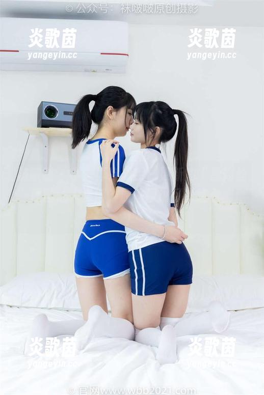 袜啵啵 - 小沫再次出手！更新的“厚肉丝”原图让人觉得，原来厚也可以这么幽默！