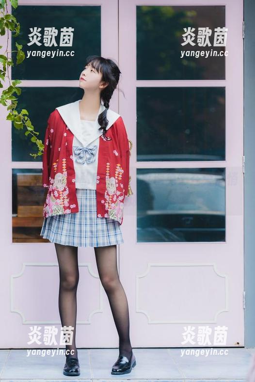 西瓜少女 西瓜少女的私房时光,玫瑰兔子在旁悄悄绽放