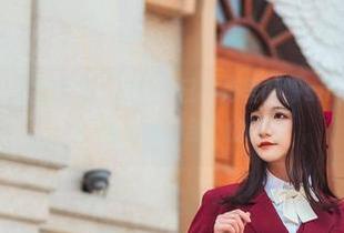 许多鱼鱼鱼和她的图集，精选明日方舟里的陈sir，总是给人一种‘认真太容易’的错觉