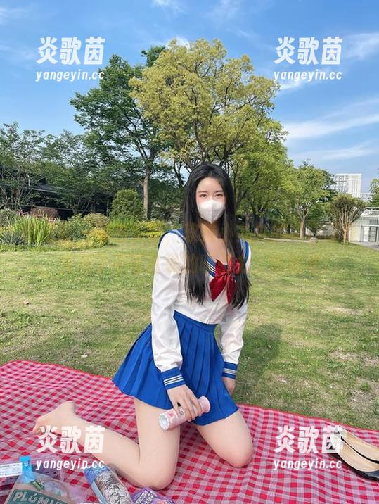 软妹小九九 微密圈 - 黑白交错,软妹小九九的美图图集,充满了不可言说的吸引力,瞧瞧吧!