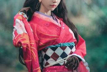 最新图库热度提升，迷失人形QUQ带来粉色魔法！