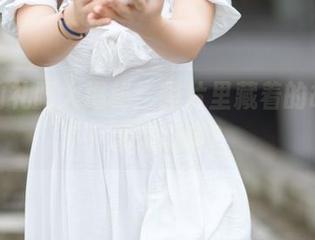 镜酱的礼服大揭秘：图片里藏着的故事，下载来听听？
