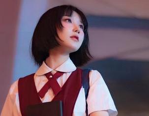 在安克雷奇，无需付费的阿包也是兔娘泳装写真，真是个大放送！