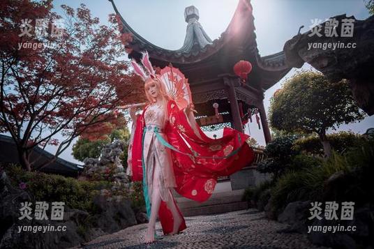 露儿大魔王 原图下载!露儿大魔王用间谍过家家的方式教你怎么搞定生活!