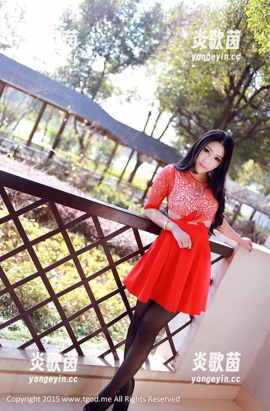 青豆客 - Kiren_程程程妹妹：原图无修、毫无掩饰的美，照样让人心跳加速