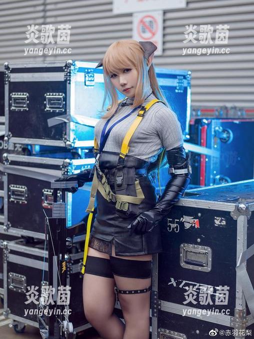 私房合集：麻花麻花酱和翠喜媚在画中游走的漫长夏日